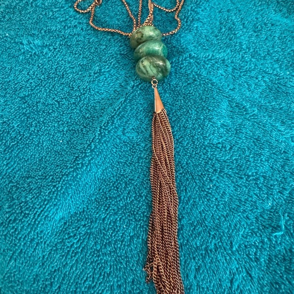 Chic Green Beaded Necklace with Gold Tassel - Picture 1 of 2